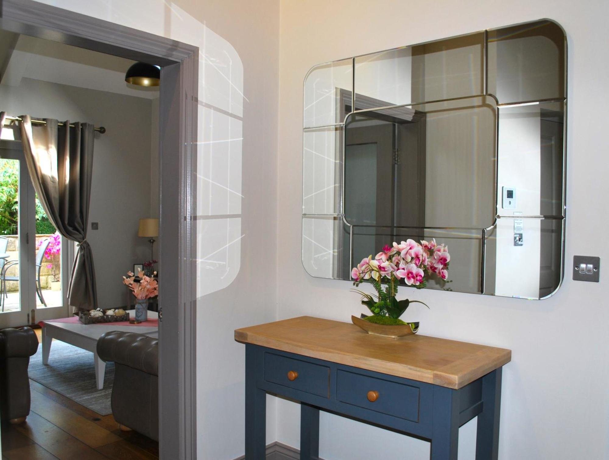 The Lawrance Luxury - Aparthotel 4*