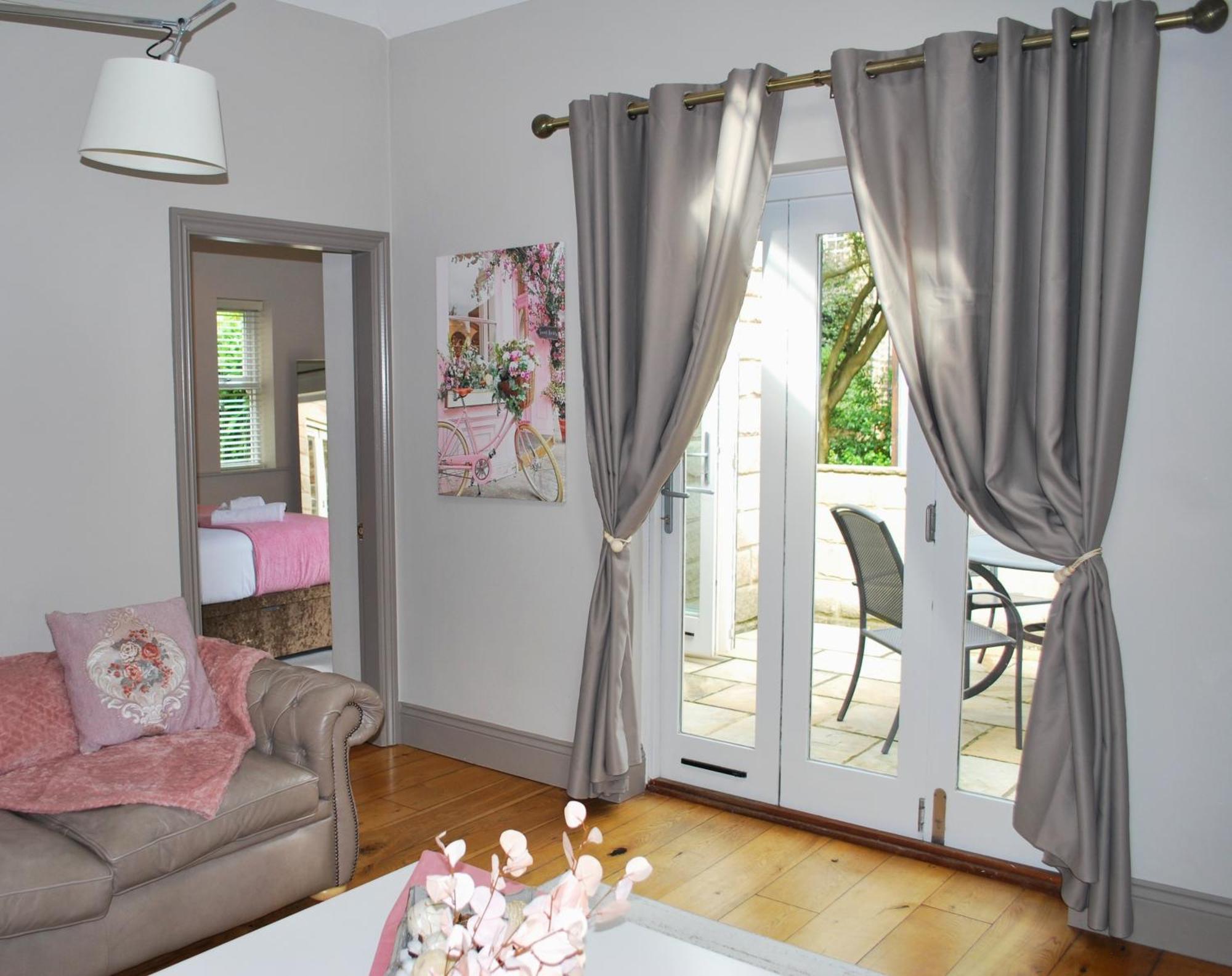 The Lawrance Luxury - Aparthotel